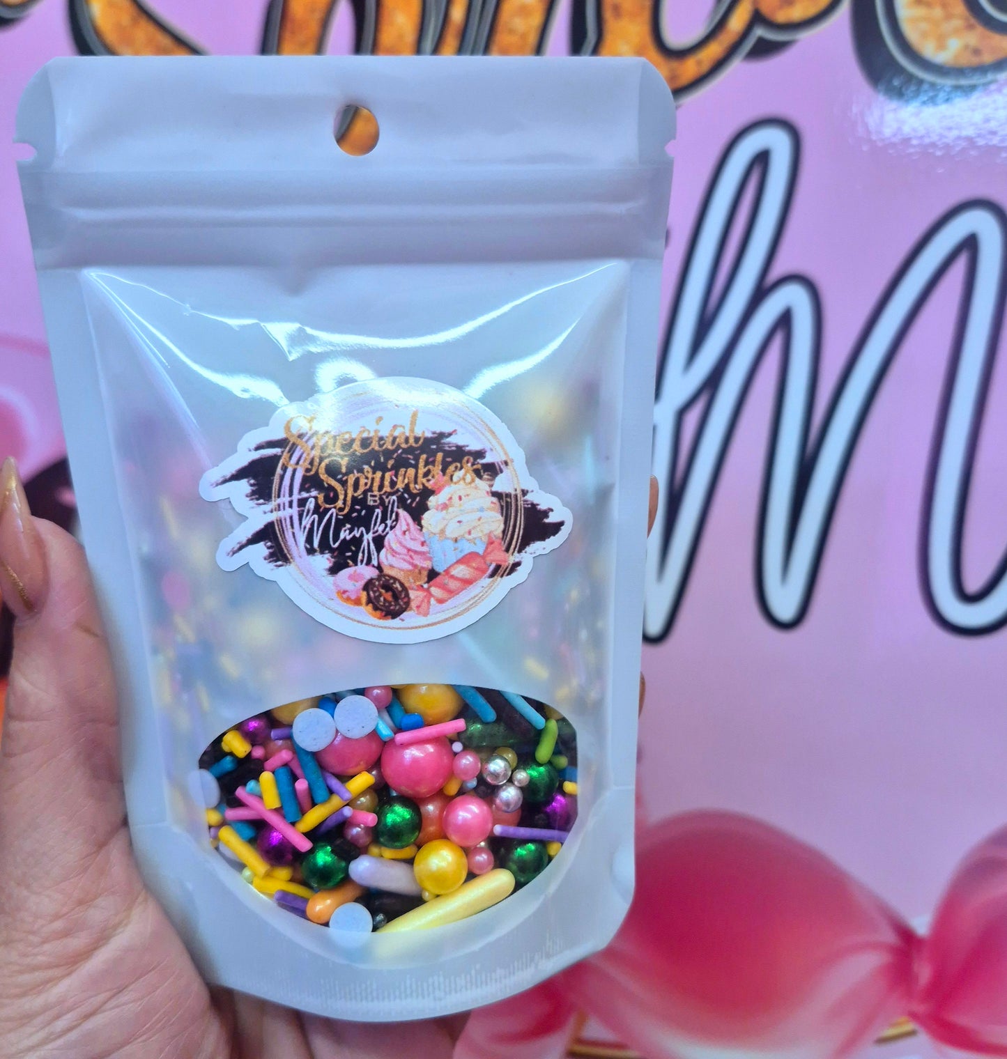 Sprinkles tonos brillantes con negro