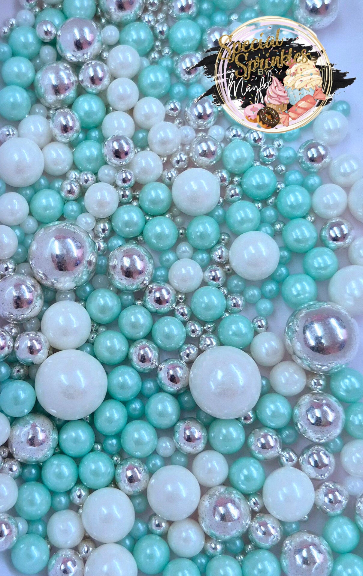 Perlas menta, blanco y plata