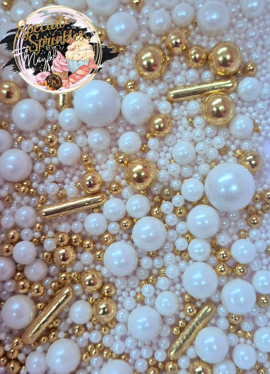 Perlas blancas con oro